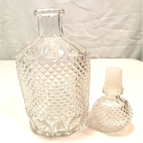 Diamond Pattern Crystal Decanter Austria 1960s Vintage - Picture 4 of 10